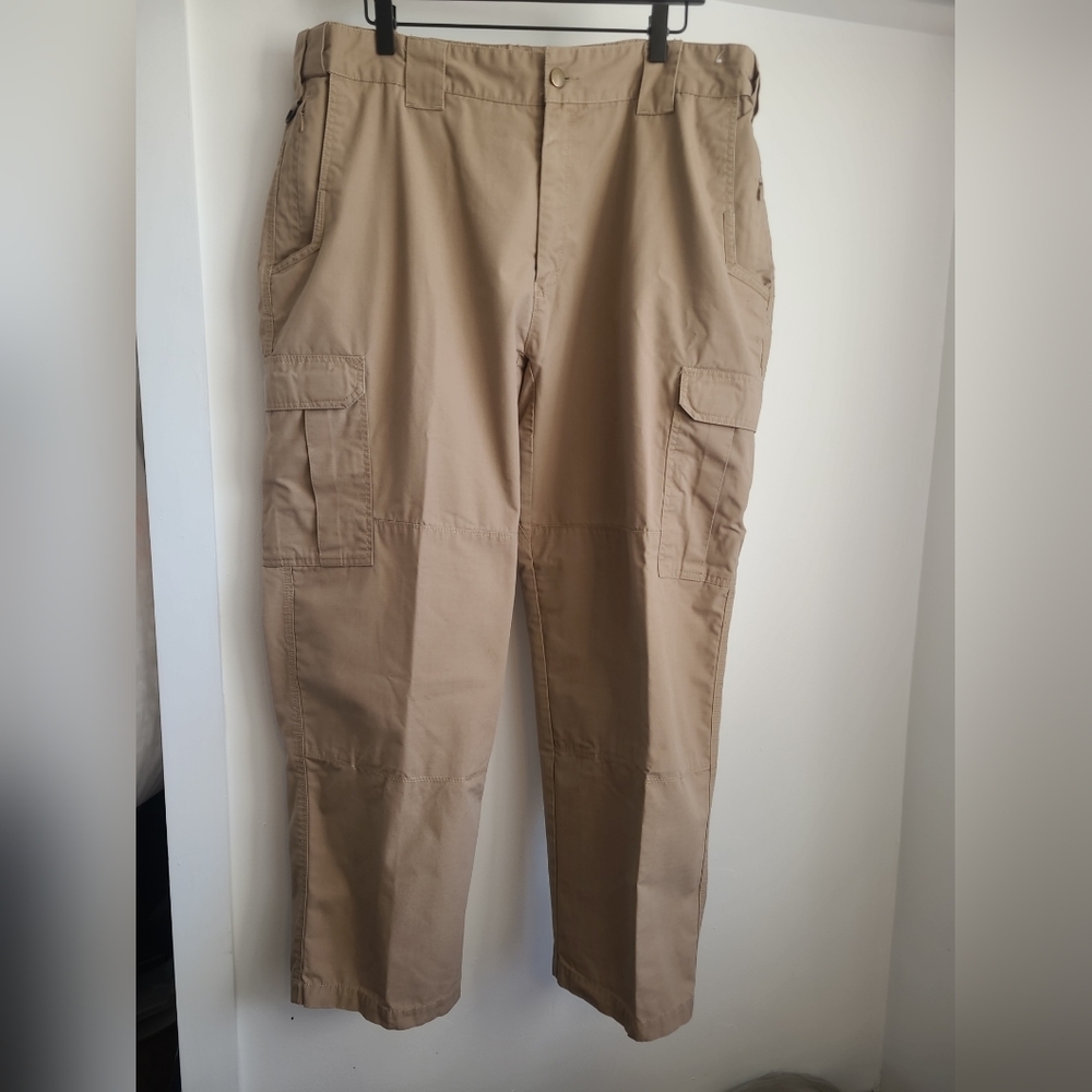 Galls Mens Tactical Pants .. 42x30‎ .. Tan